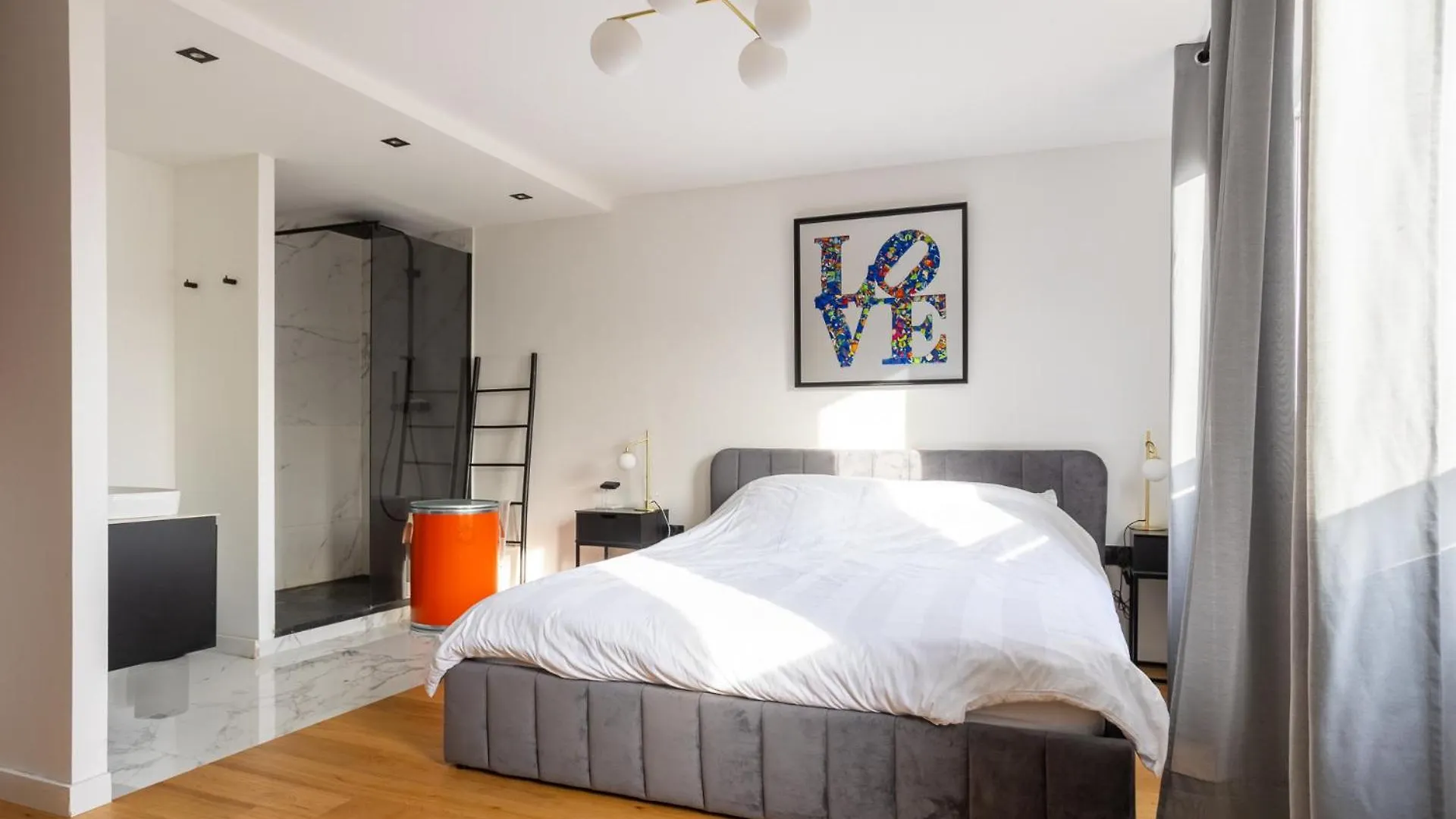 Appartement Design - Climatisation & Confort - Les Freres De La Loc' Marseille Apartment