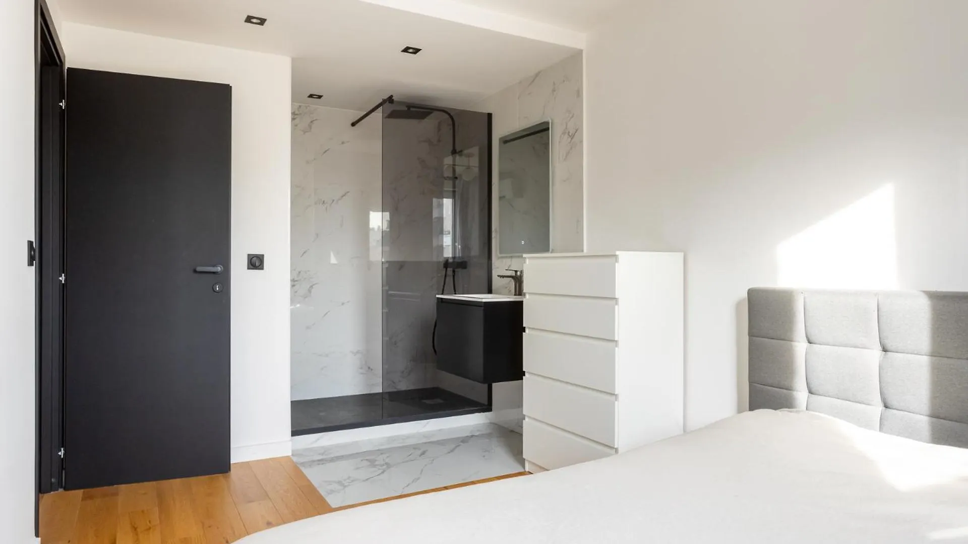 Appartement Design - Climatisation & Confort - Les Freres De La Loc' マルセイユ 0*,